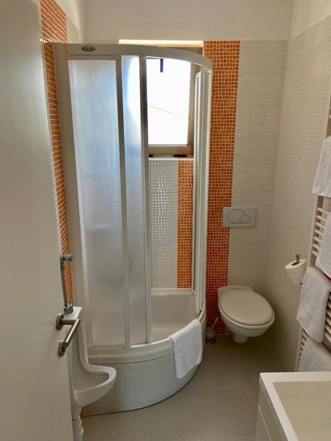 Portum Rooms Zadar Buitenkant foto